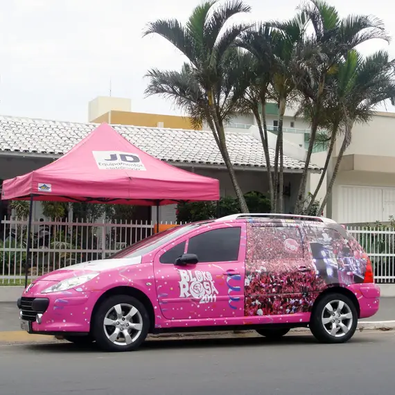 Carro personalizado do Bloko Rosa